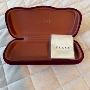 Gucci Hard Glasses Sunglasses Case Cleaning Cloth